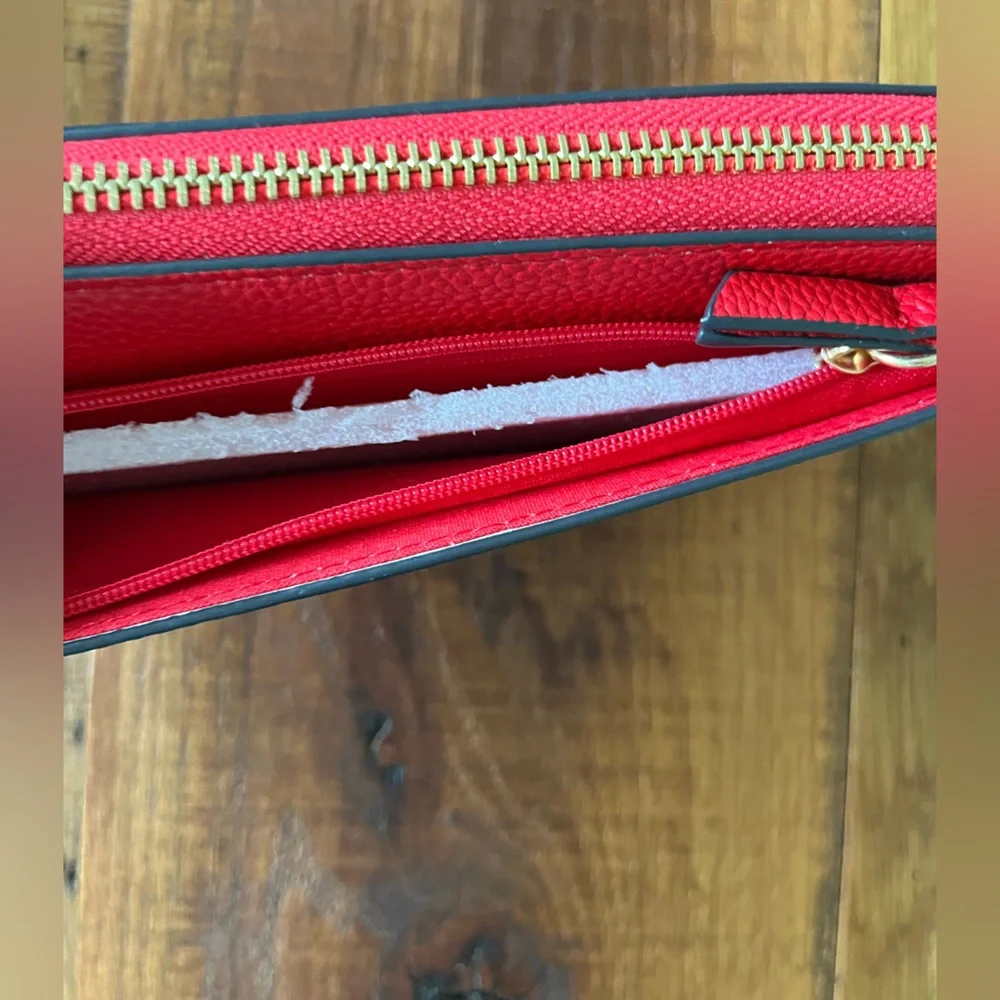 NWT Nanette Lepore Liana Wallet Wristlet Organizer Red - Picture 5 of 10